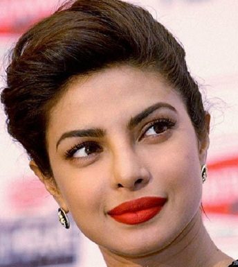 प्रियंका चोपड़ा को मिलेगी डॉक्टरेट की मानद उपाधि Priyanka Chopra