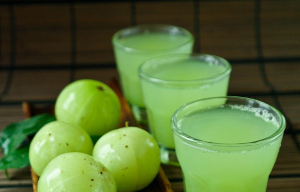 डाबर कंपनी का रेडी-टु-ड्रिंक आंवला जूस