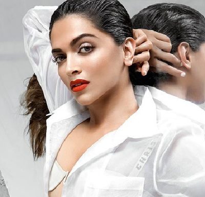 दीपिका बनी Maxim Hot 100 में टॉप