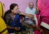 dalit-booth-worker-ramesh-amit-shah-on-pcaria-home-and-vasundhara-raje-food