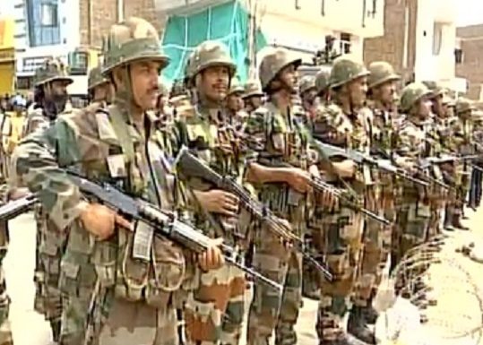 सच्चा सौदा डेरा मुख्यालय पर सेना की घेराबंदी Dera military siege on the headquarters