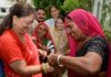 Jalore of women tied Minister Rakhi