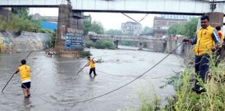 'People are flowing in the drain with negligence of BJP government'