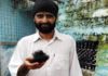 The peak katva gang is now seen on the men, a Sikh young man's beard in UP