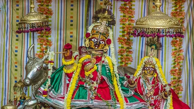 Lord Shrikrishna, Three Vigilance, Rajasthan, Sri Govind Devji, Shri Gopinath, Third Vigilance, Shri Madan Mohanji Karauli, Lord Sri Krishna, Praptra Brijnabha, Arjun, Patra Maharaj Parikshit, Jaipur Raja, Jaipur Rajpuriwar, Jaipur Royal Family, Lord Ram, Dynasty ,