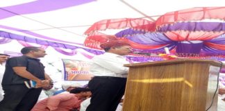 Vasundhara Raje has never seen a farmer's hut: Dudi