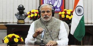 'Mana ki baat' happened three years: This is not my mind about the country: Modi