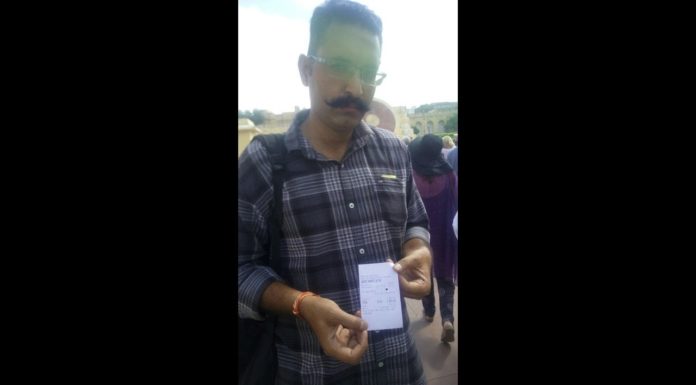 loot jaipur jantar mantar tourist