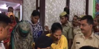 To get divine knowledge, by writing honey on the tongue from honey, women used to tell him to lick him.