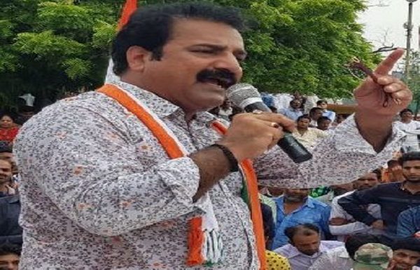 वार्ड 76 में कांग्रेस की रिकार्ड जीत से भाजपा की उल्टी गिनती शुरू-खाचरियावास In protest against the security charge, all the power department offices of Jaipur have been organized by the Congress workers.