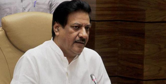 Chadha is giving the bulk train of the Karad-Chiplun railway line to the BJP government: Chavan