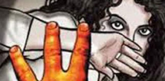 School kidnapping from outside college