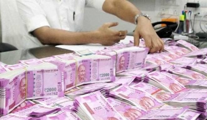 Government banks to invest Rs 2.11 lakh crore in two years
