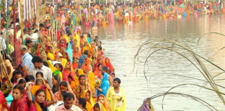 Four-day Chatha Puja started from today, prepared for the devotees by decorating the ghat