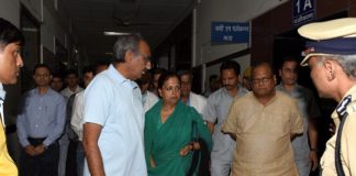 Chief Minister visited the SMS Hospital to know the motions of the injured