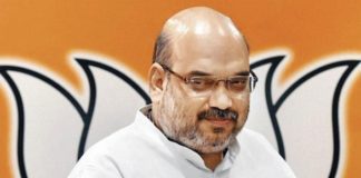 Shah begins sign campaign for banquet