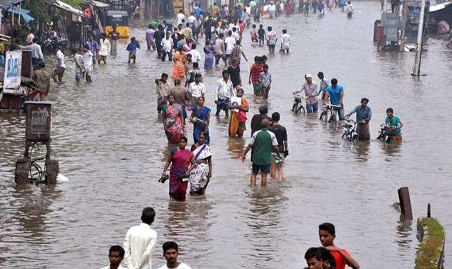 Heavy rains lash Tamilnadu, 93 percent more rain in Chennai