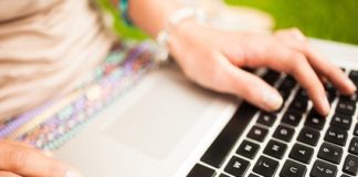 Quit smoking, then spend more time online ... see how