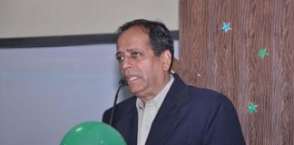 Sushil Doshi opened fire against former cricketers for "flirtation" from Hindi