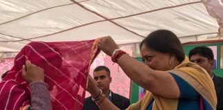 ek mahila sau-sau kaaryakataaron ke baraabar: vasundhara One woman equals hundred hundred workers: Vasundhara