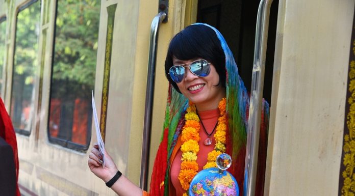 शाही रेलगाड़ी पैलेस इन व्हील्स अपने नये रूप में पर्यटन सत्र की पहली यात्रा पर pow