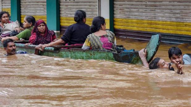 Flood, Kerala, kill, three hundred people, pm modi, kerla