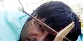 naksalee-hamale-mein-ghaayal-meediyaakarmee-ne-maut-ko-saamane-dekh-veediyo-ke-jarie-maan-ke-naam-diya-maarmik-sandesh