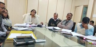 saath din kee kaaryayojana taiyaar karane ke rnidesh