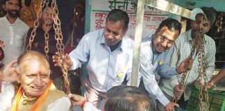 bhaarateey janata paartee ke poorv pradesh adhyaksh evan aadarsh nagar pratyaashee ashok paranaamee ne kaha ki kaangres ko raajasthaan kee chaaron dishaon mein haar ka munh dekhana padega.