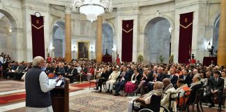 Mahatma Gandhi, Swaraj, cleanliness