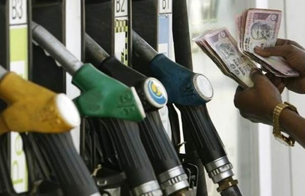 6 दिनों में 58 पैसे लीटर सस्ता हुआ पेट्रोल, डीजल के भाव स्थिर