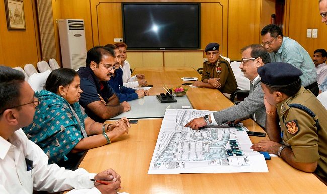 जयपुर एयरपोर्ट पर यात्री वाहनों को मिलेगा पर्याप्त समय, बेवजह किसी का नहीं कटेगा चालान: प्रताप सिंह खाचरियावास