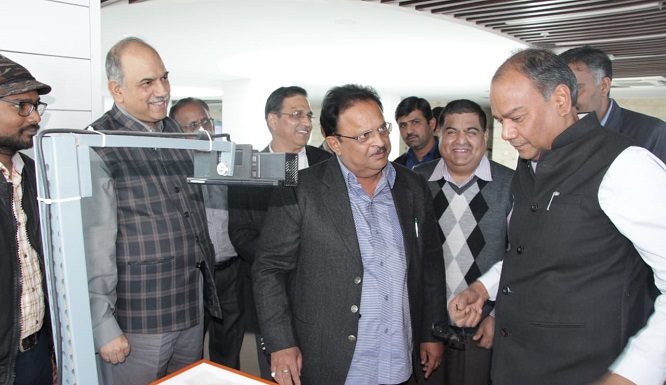 चिकित्सा मंत्री ने टेक्नोहब एवं निर्माणाधीन सूचना केन्द्र का किया अवलोकन